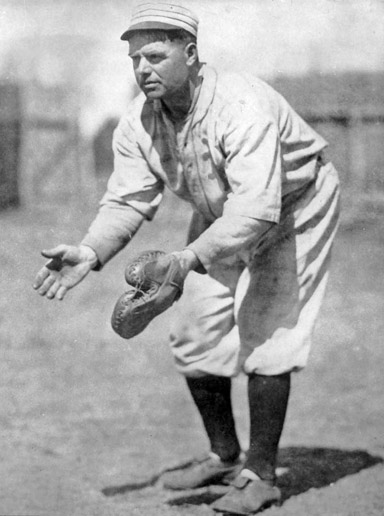 Hall of Famer GEORGE 'MOONEY' GIBSON