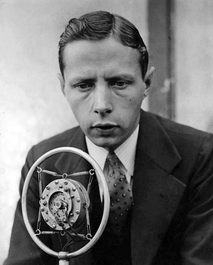 Hall of Famer FOSTER HEWITT